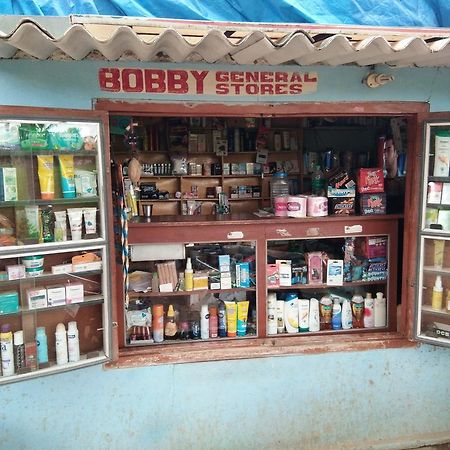 Bobby Guest House Хампи Екстериор снимка
