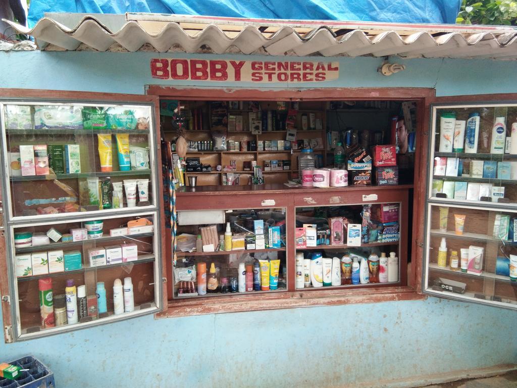 Bobby Guest House Хампи Екстериор снимка